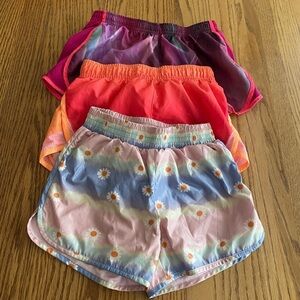 🎈🎈🎈Girls 3 Piece Bundle Shorts Size Medium